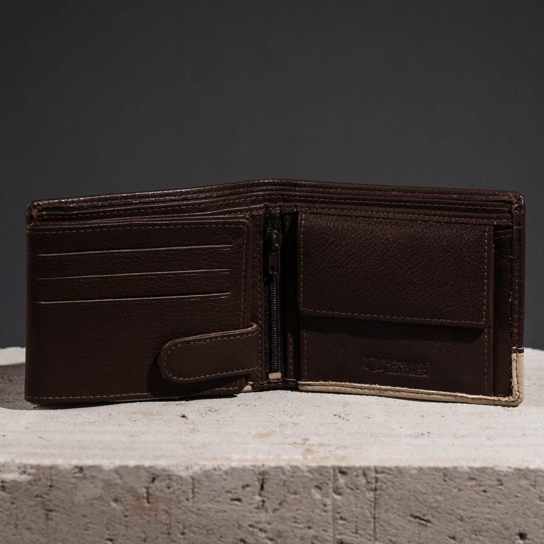 URBAN FOREST Seattle Leather Wallet for Men