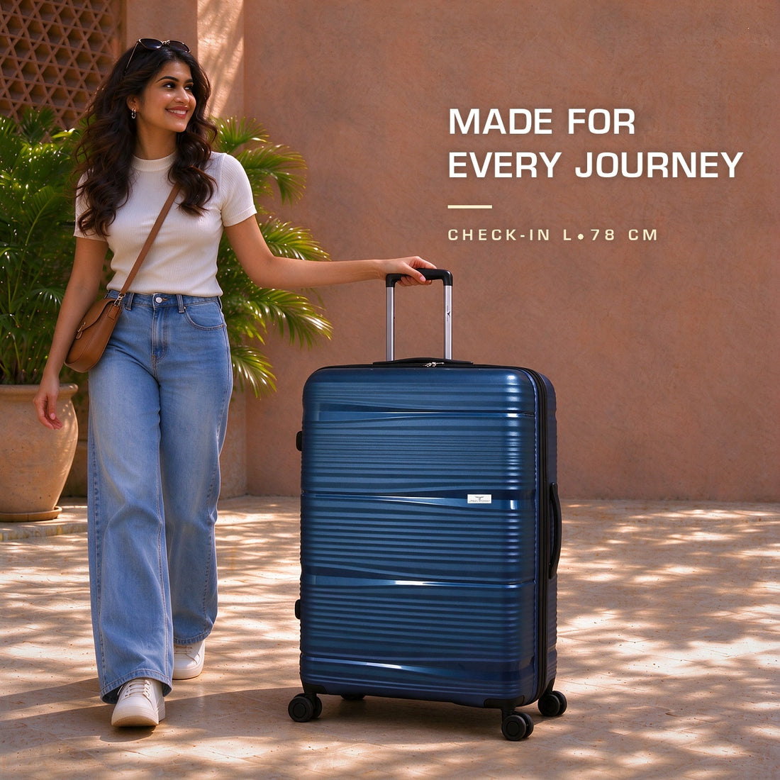 URBAN FOREST Phoenix Hard-Sided 78Cm Carry-On Trolley Luggage